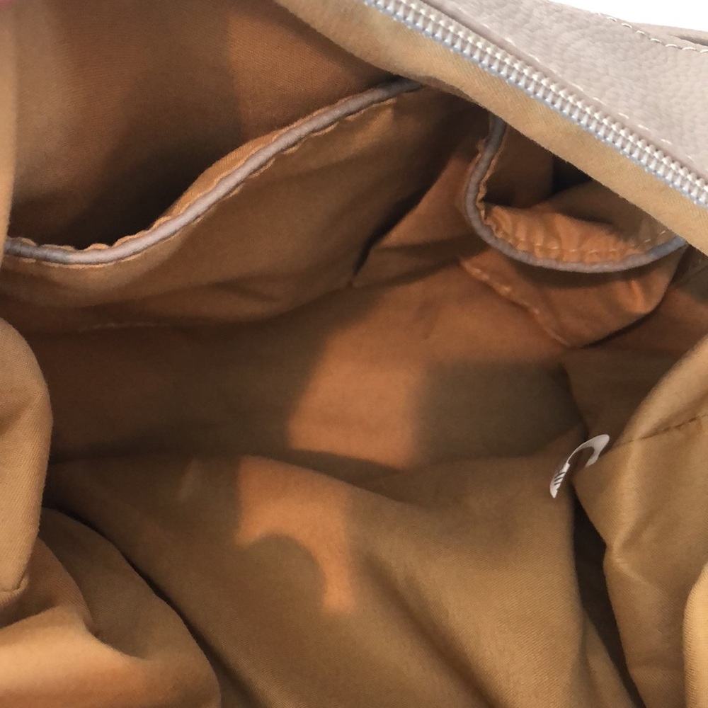 Beige Shoulder Bag - Picture 13 of 16